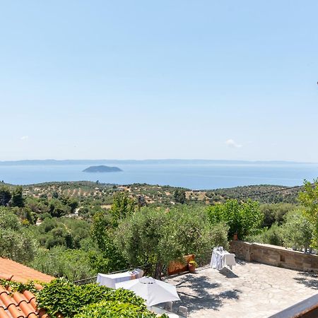 Oreiades Guesthouse Parthenonas Exterior photo