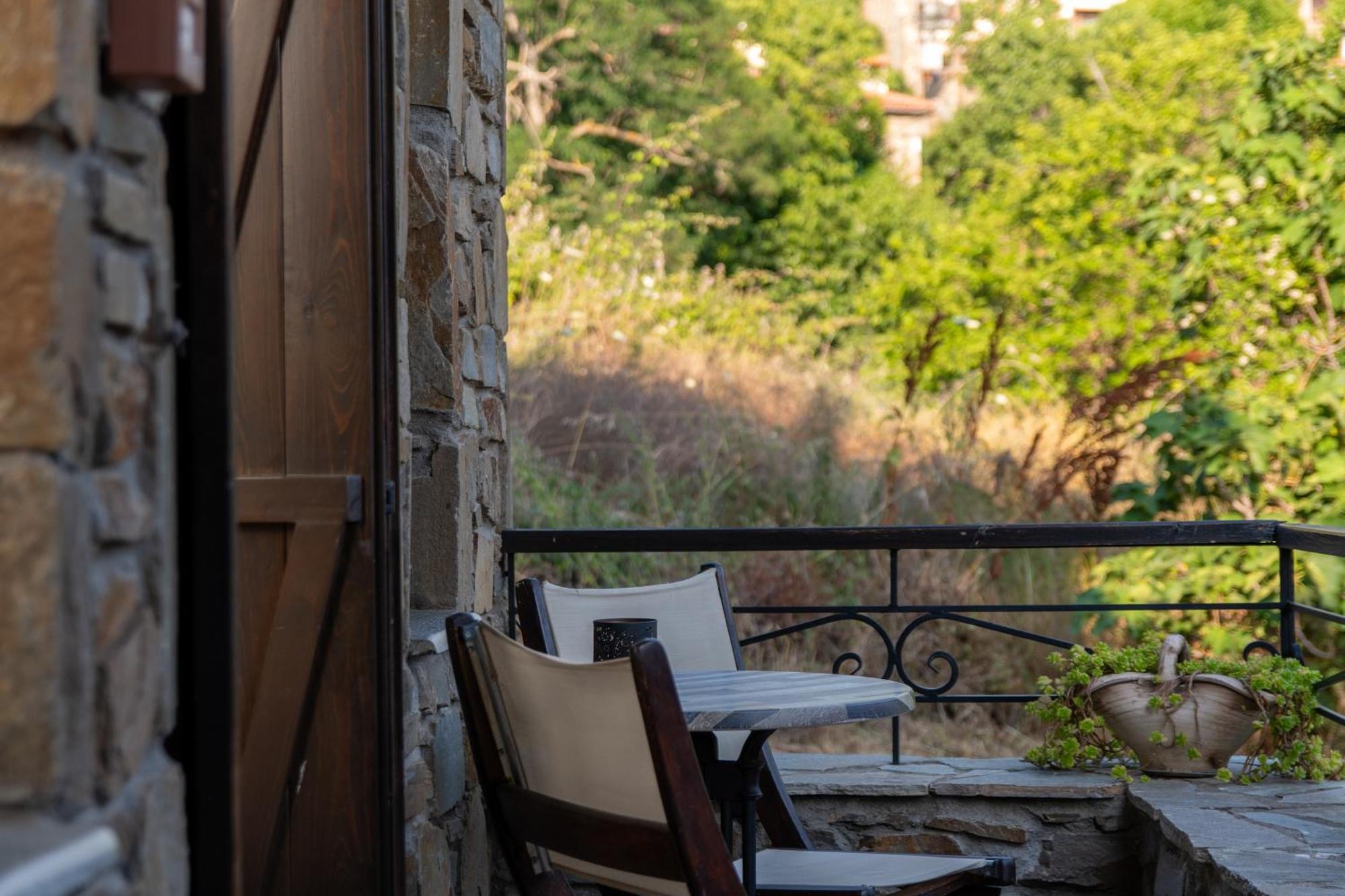 Oreiades Guesthouse Parthenonas Exterior photo